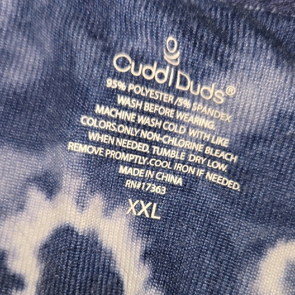 Cuddl Duds Navy and White Heart Pajama Set - Picture 6 of 6